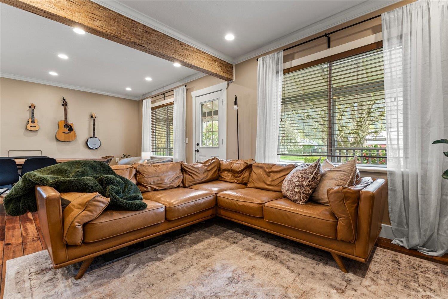 38611 Old Yale Road, Abbotsford, British Columbia  V3G 1X5 - Photo 5 - R3112575