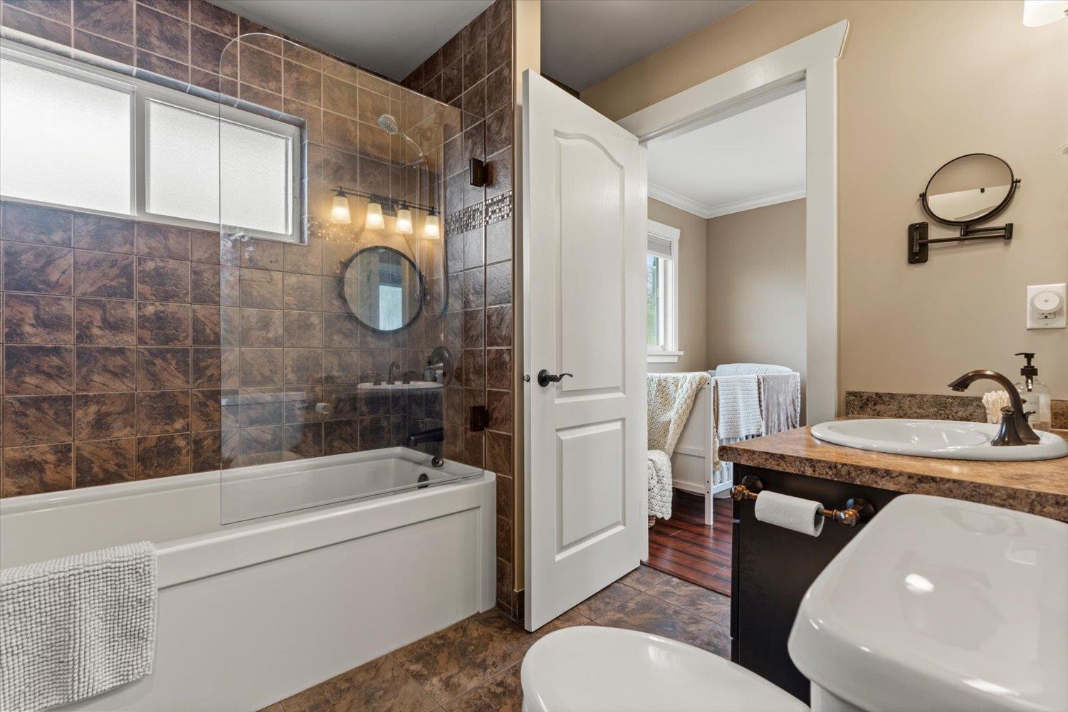 38611 Old Yale Road, Abbotsford, British Columbia  V3G 1X5 - Photo 15 - R3112575