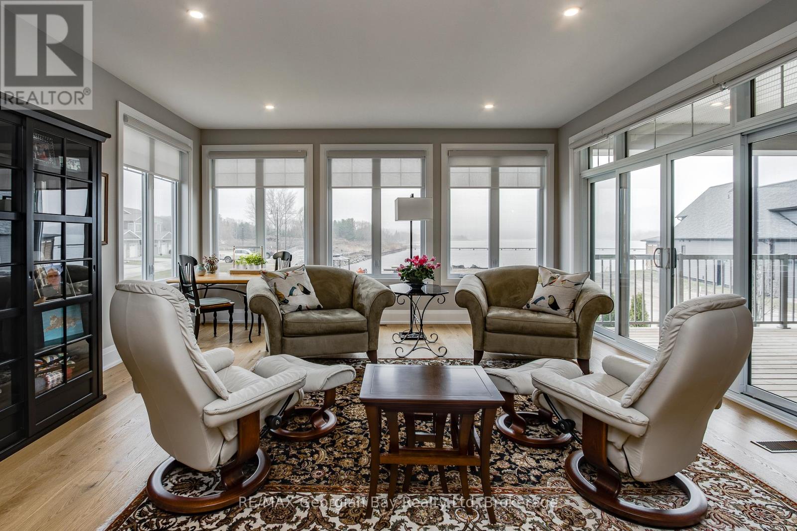 2 Magazine Street, Penetanguishene, Ontario  L9M 0W6 - Photo 14 - S13015408