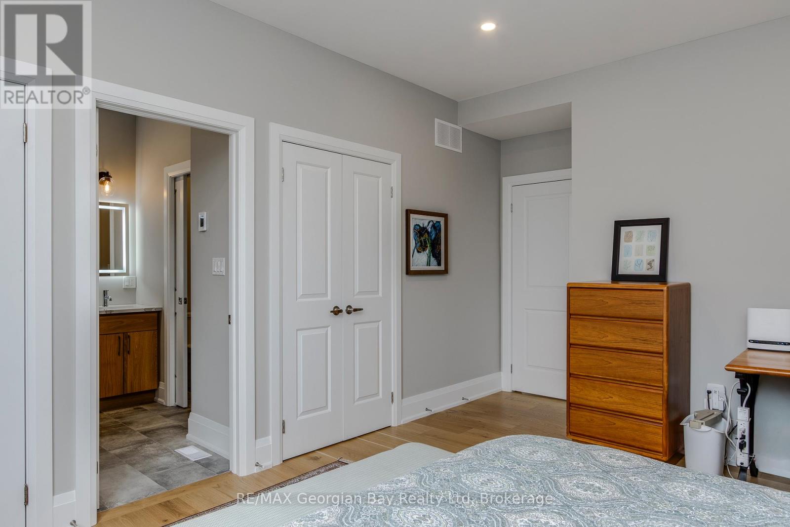 2 Magazine Street, Penetanguishene, Ontario  L9M 0W6 - Photo 19 - S13015408