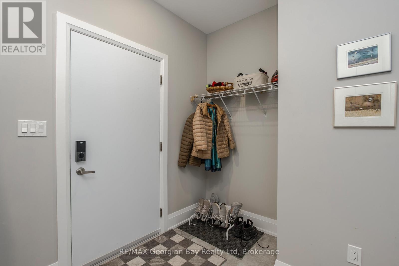 2 Magazine Street, Penetanguishene, Ontario  L9M 0W6 - Photo 23 - S13015408