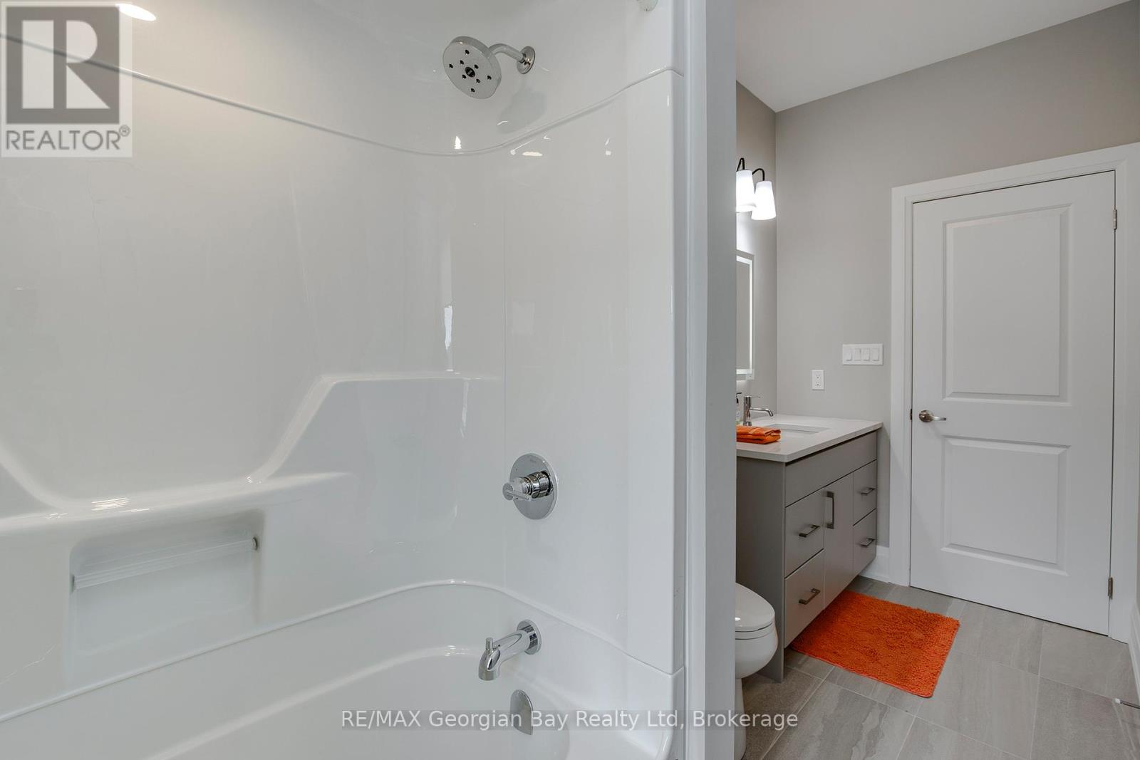 2 Magazine Street, Penetanguishene, Ontario  L9M 0W6 - Photo 33 - S13015408