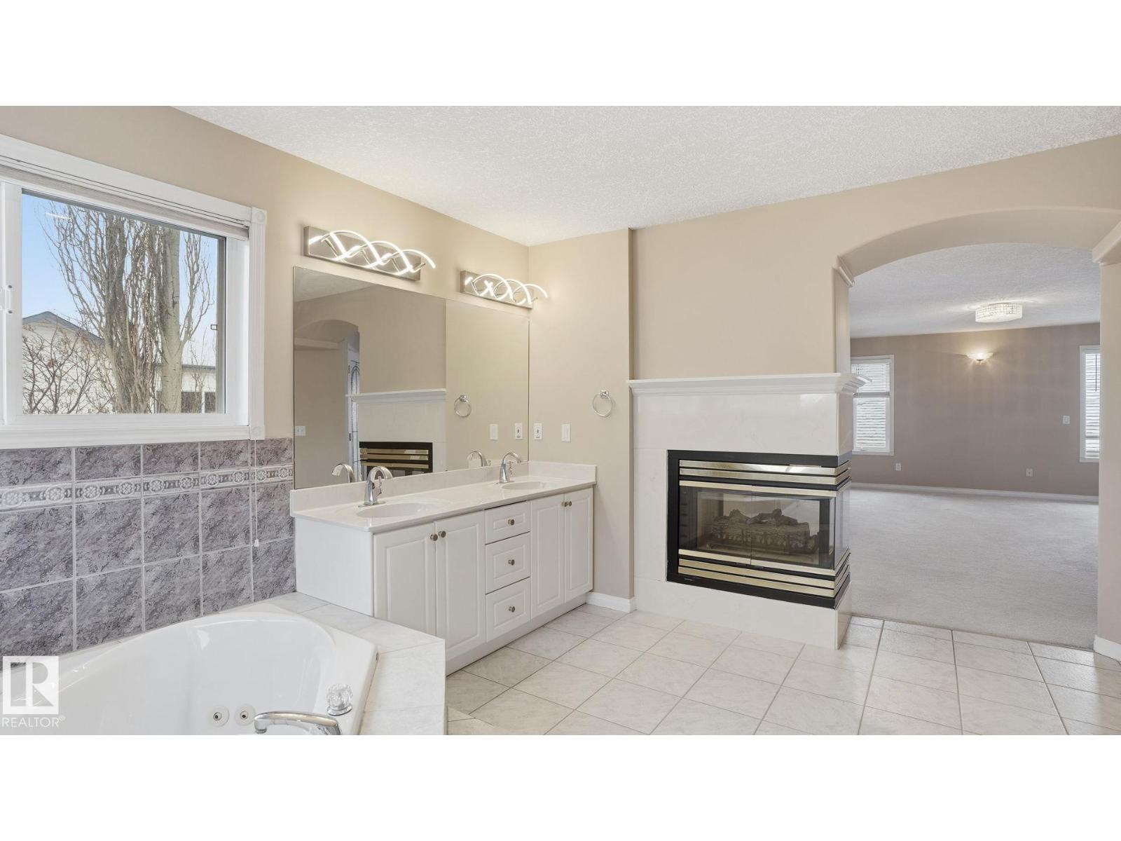 1007 Ormsby Cr Nw, Edmonton, Alberta  T5T 6G8 - Photo 29 - E4482663