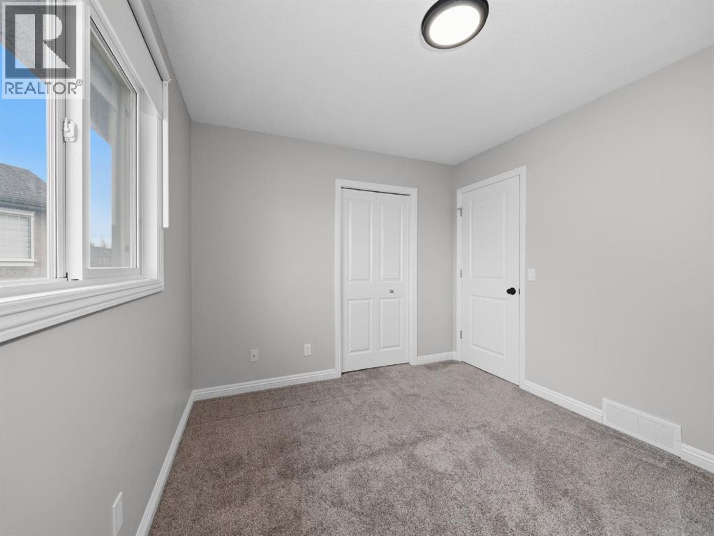 40 Everwillow Park Sw, Calgary, Alberta  T2Y 5C5 - Photo 26 - A2296699