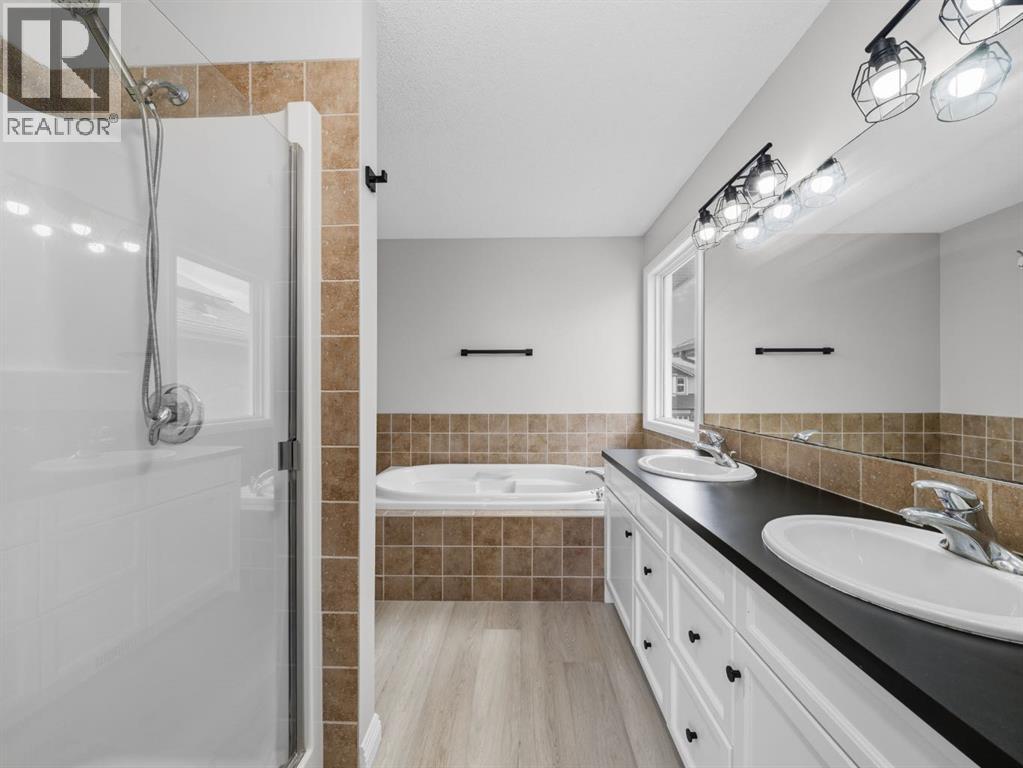 40 Everwillow Park Sw, Calgary, Alberta  T2Y 5C5 - Photo 22 - A2296699