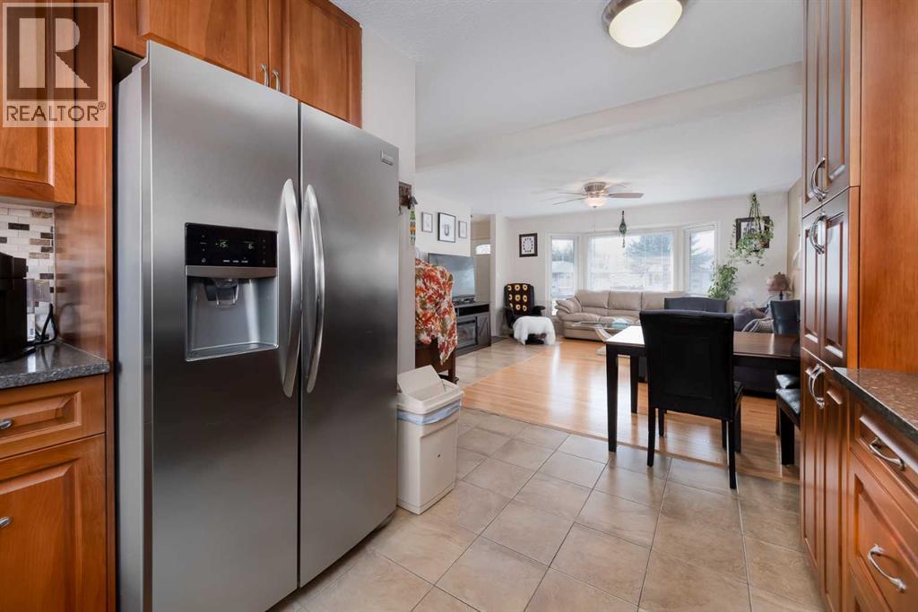 60 Doverview Place Se, Calgary, Alberta  T2B 1Z5 - Photo 12 - A2302406