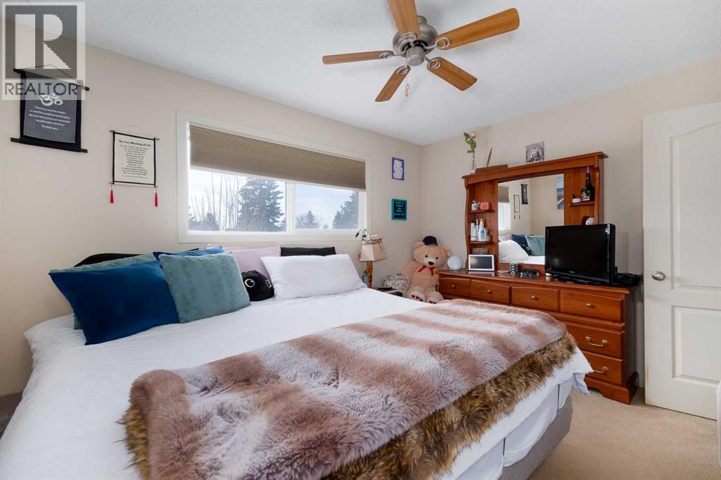 60 Doverview Place Se, Calgary, Alberta  T2B 1Z5 - Photo 15 - A2302406