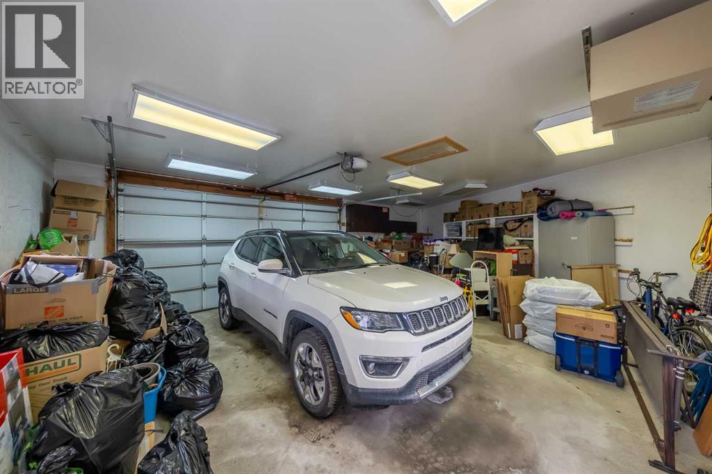 60 Doverview Place Se, Calgary, Alberta  T2B 1Z5 - Photo 37 - A2302406