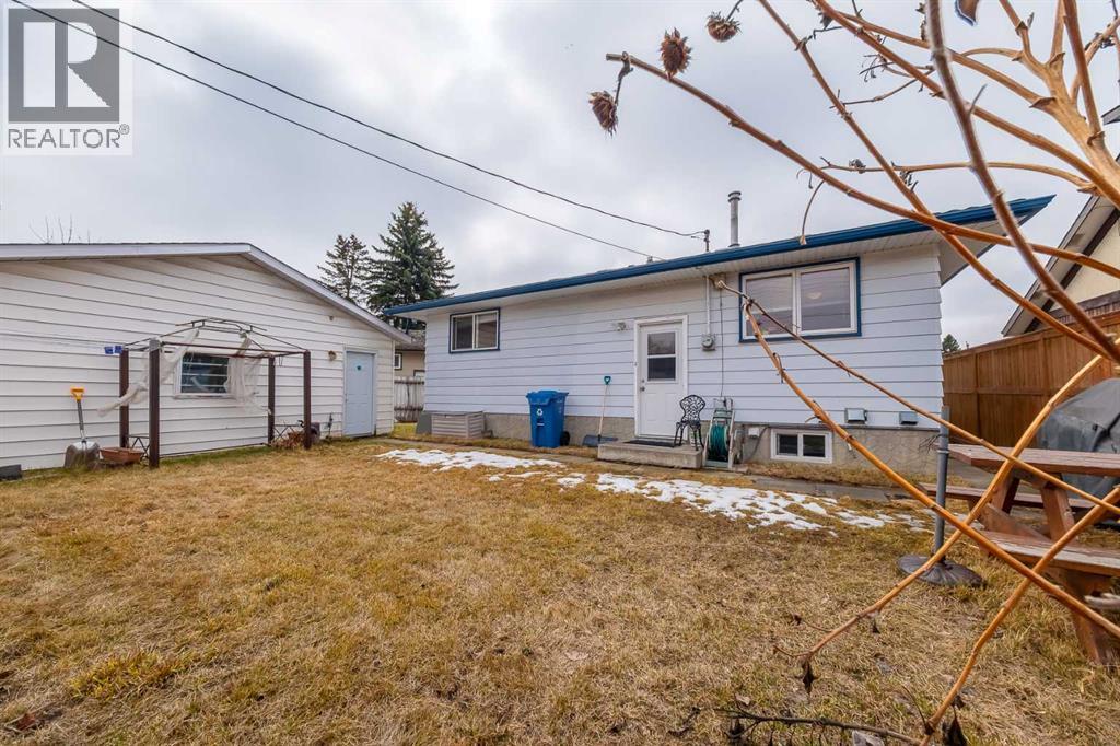 60 Doverview Place Se, Calgary, Alberta  T2B 1Z5 - Photo 34 - A2302406