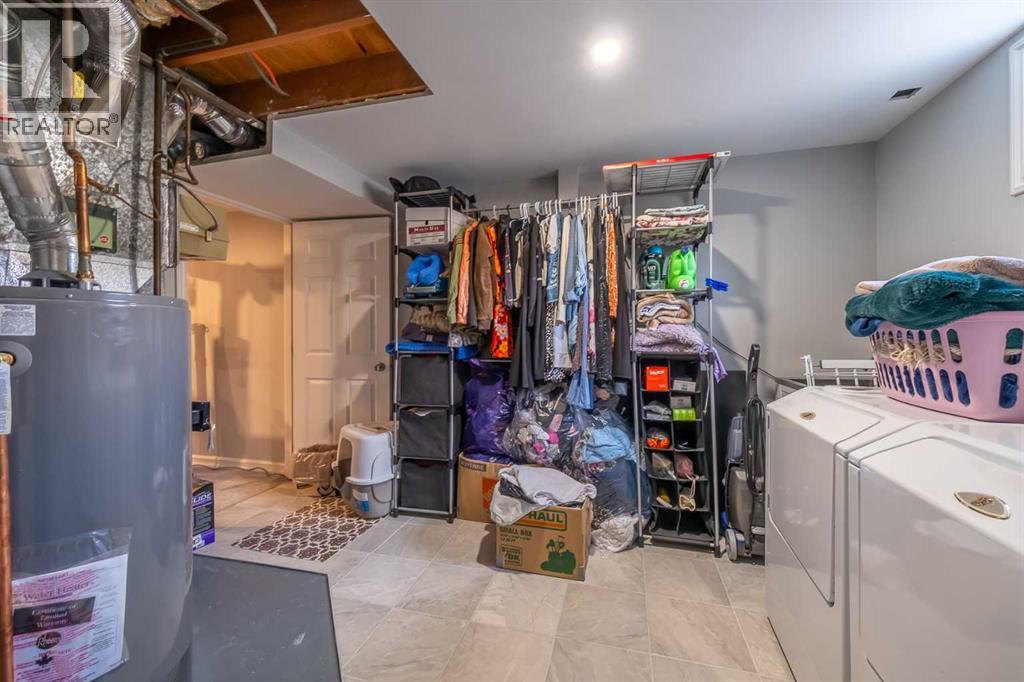 60 Doverview Place Se, Calgary, Alberta  T2B 1Z5 - Photo 32 - A2302406