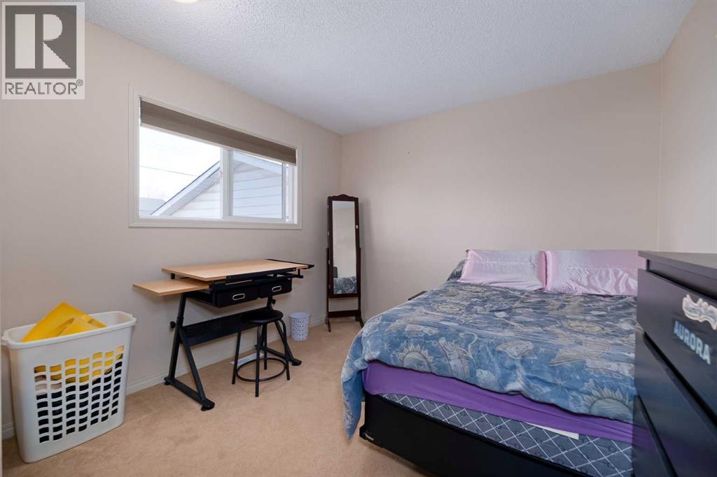 60 Doverview Place Se, Calgary, Alberta  T2B 1Z5 - Photo 17 - A2302406