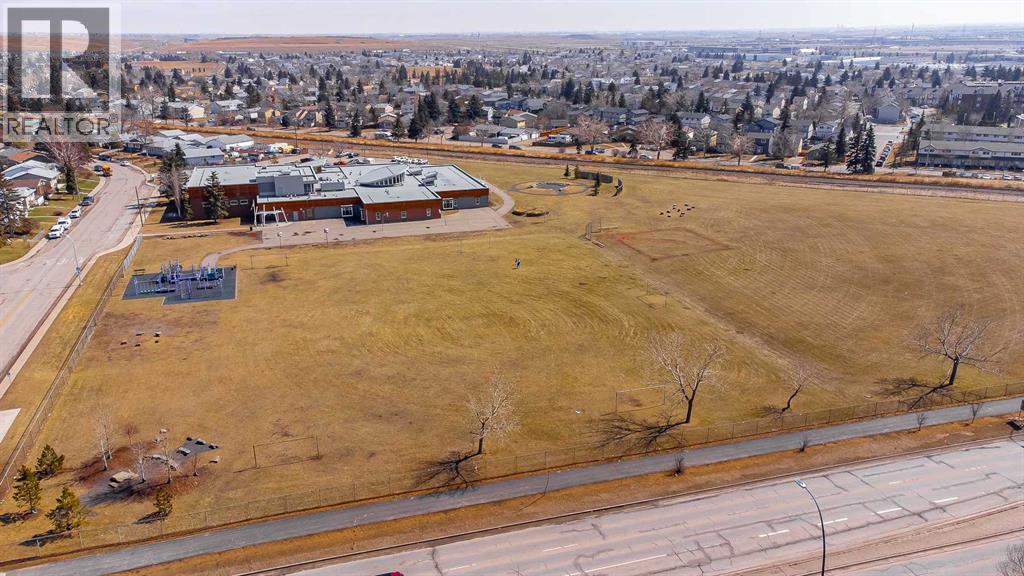 60 Doverview Place Se, Calgary, Alberta  T2B 1Z5 - Photo 45 - A2302406