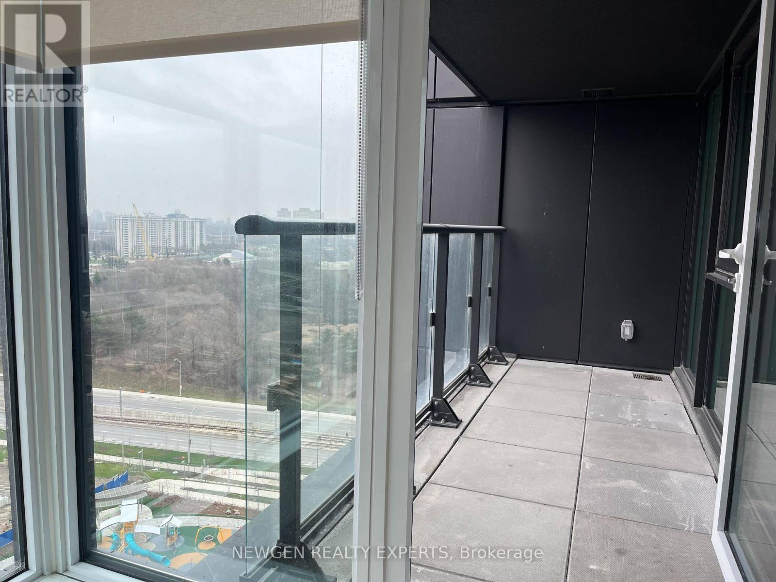 1505 - 5 Quarrington Lane, Toronto, Ontario  M3C 1H7 - Photo 25 - C13015404