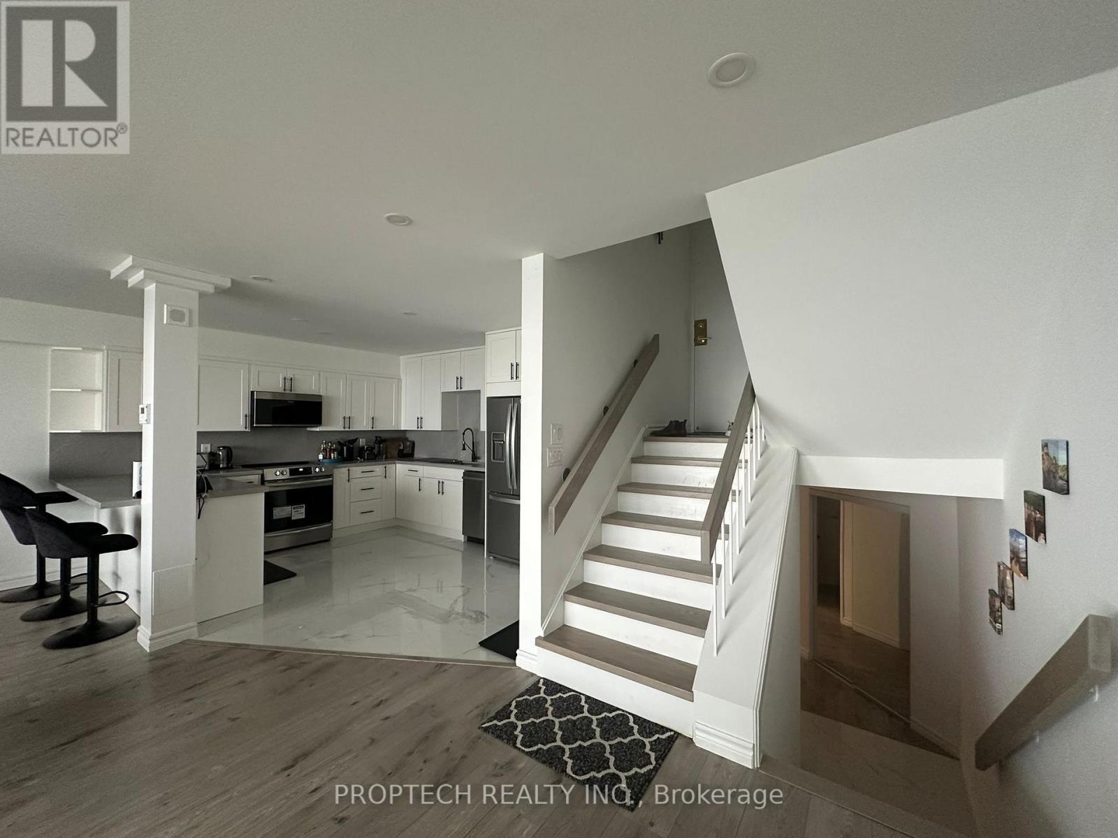 1618 - 33 Harbour Square, Toronto, Ontario  M5J 2G2 - Photo 2 - C13015414