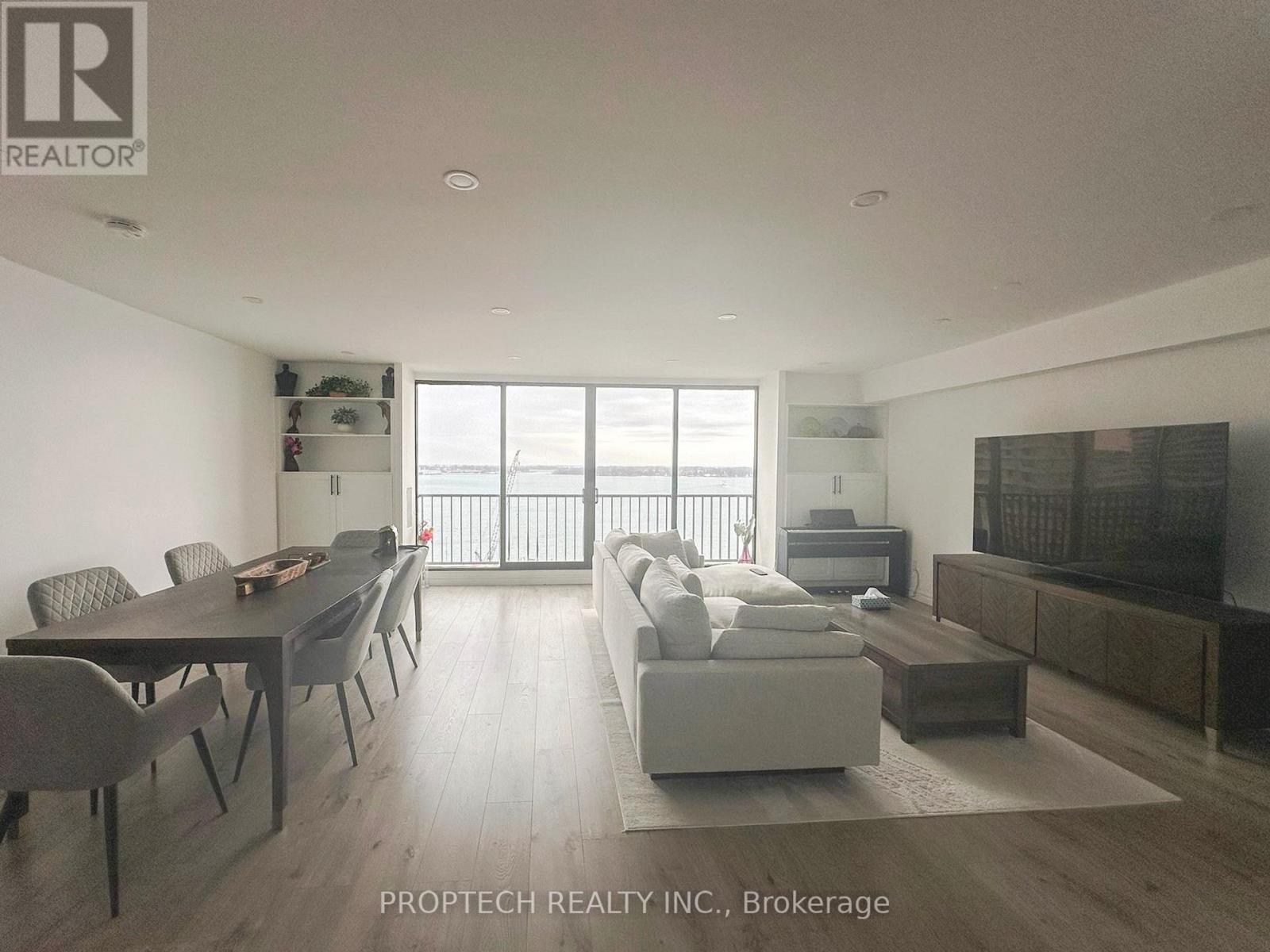 1618 - 33 Harbour Square, Toronto, Ontario  M5J 2G2 - Photo 4 - C13015414