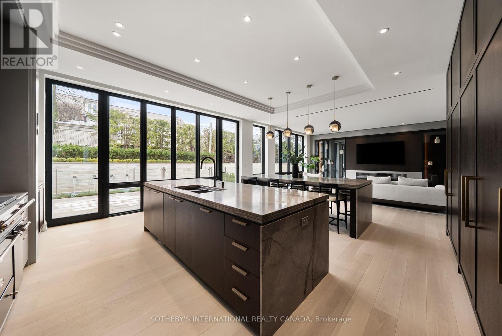 106 Glenayr Road, Toronto, Ontario  M5P 3C2 - Photo 13 - C13015422