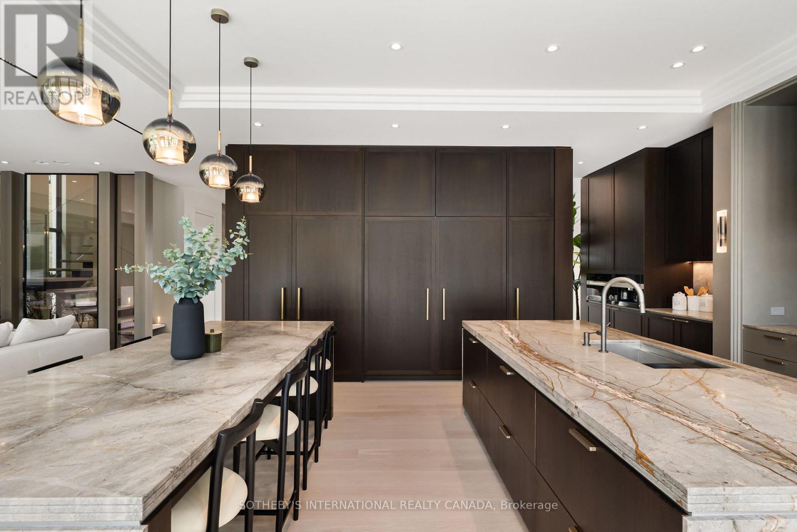 106 Glenayr Road, Toronto, Ontario  M5P 3C2 - Photo 16 - C13015422