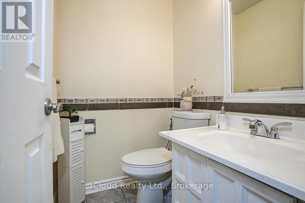 1114 Maple Gate Road, Pickering, Ontario  L1X 1B8 - Photo 13 - E13015420