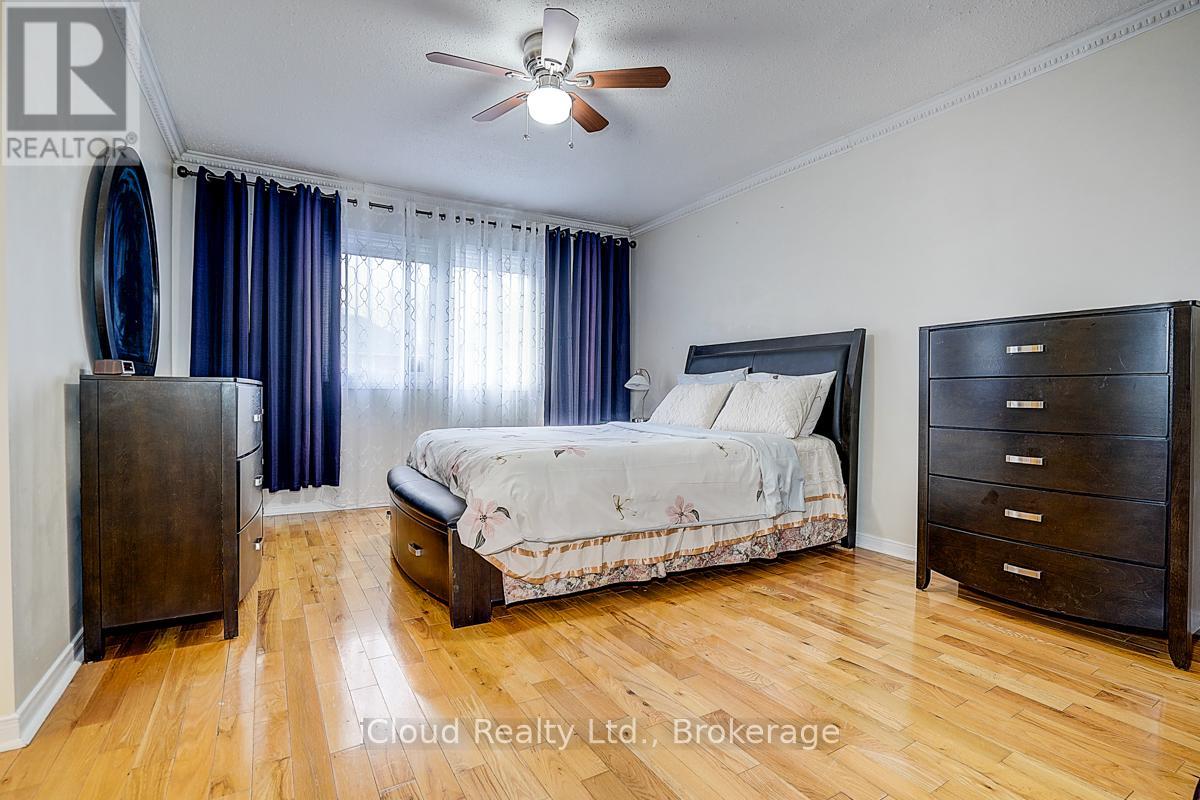 1114 Maple Gate Road, Pickering, Ontario  L1X 1B8 - Photo 16 - E13015420