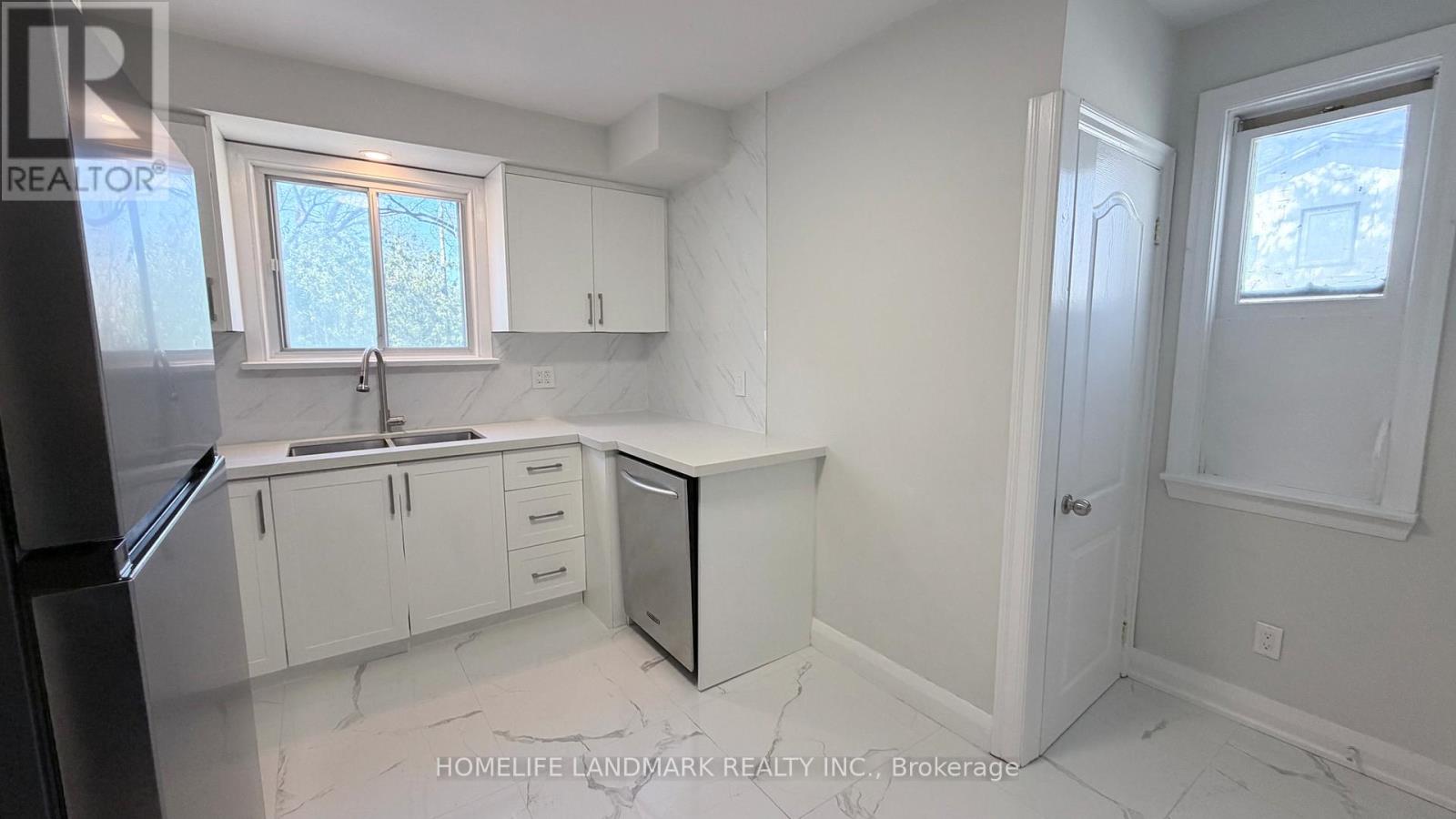 95 Roseview Avenue, Richmond Hill, Ontario  L4C 1C6 - Photo 20 - N13015428