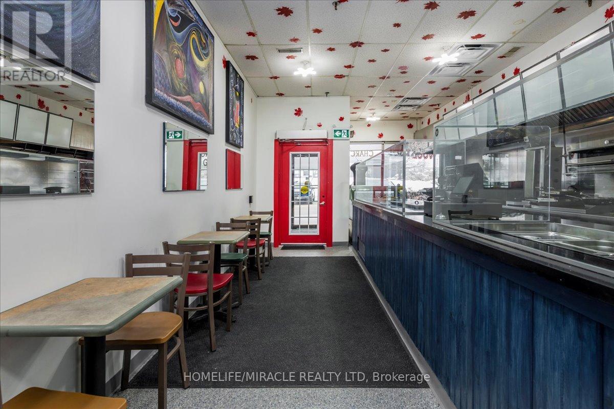 5 Bell Farm Road, Barrie, Ontario  L4M 5G1 - Photo 5 - S12867288