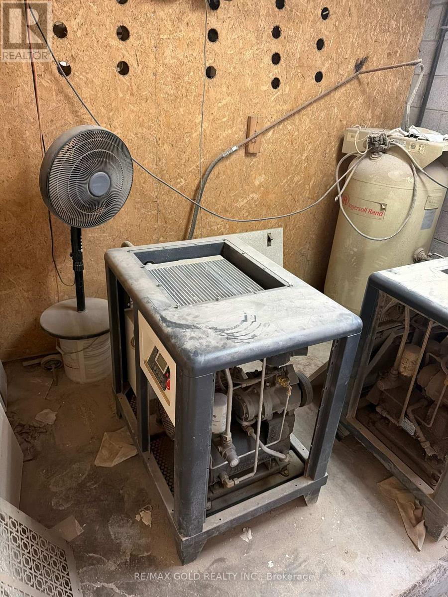 15-16 - 1645 Sismet Road, Mississauga, Ontario  L4W 1Z3 - Photo 25 - W13015406