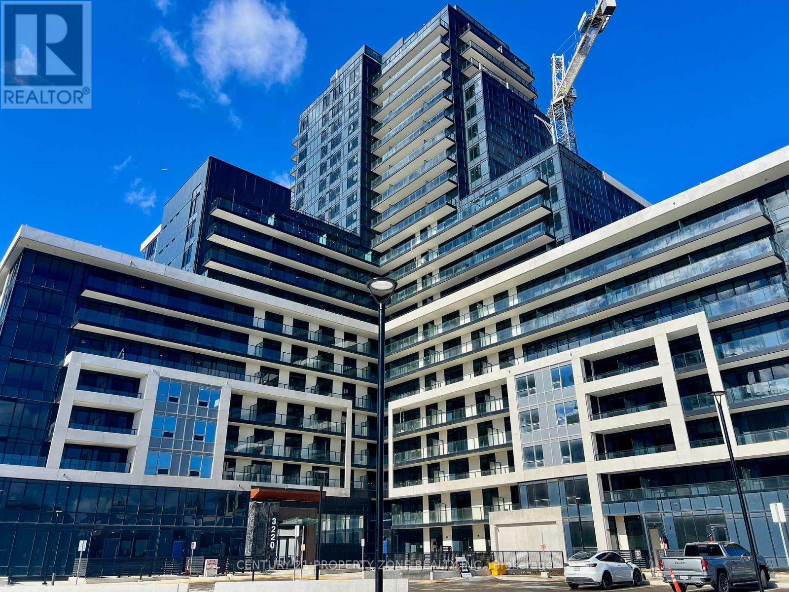 504 - 3220 William Coltson Avenue E, Oakville, Ontario  L6H 7C2 - Photo 2 - W13015430