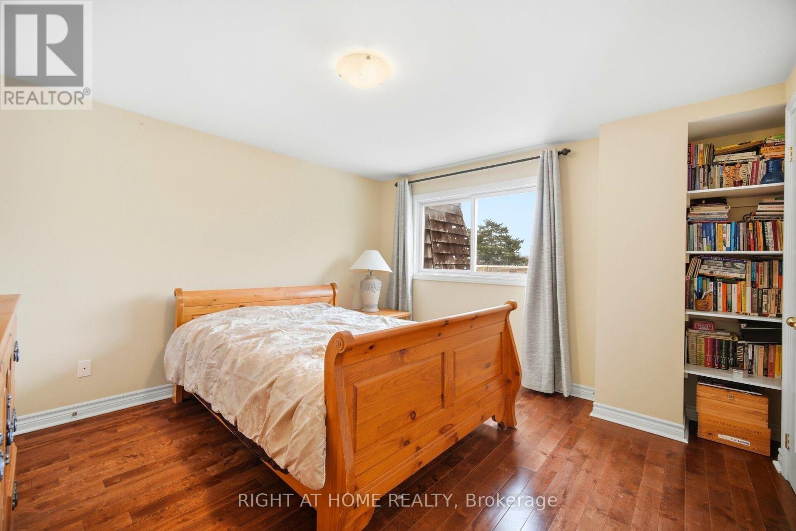 94 Dutch Myrtle Way, Toronto, Ontario  M3B 3K8 - Photo 19 - C12828602