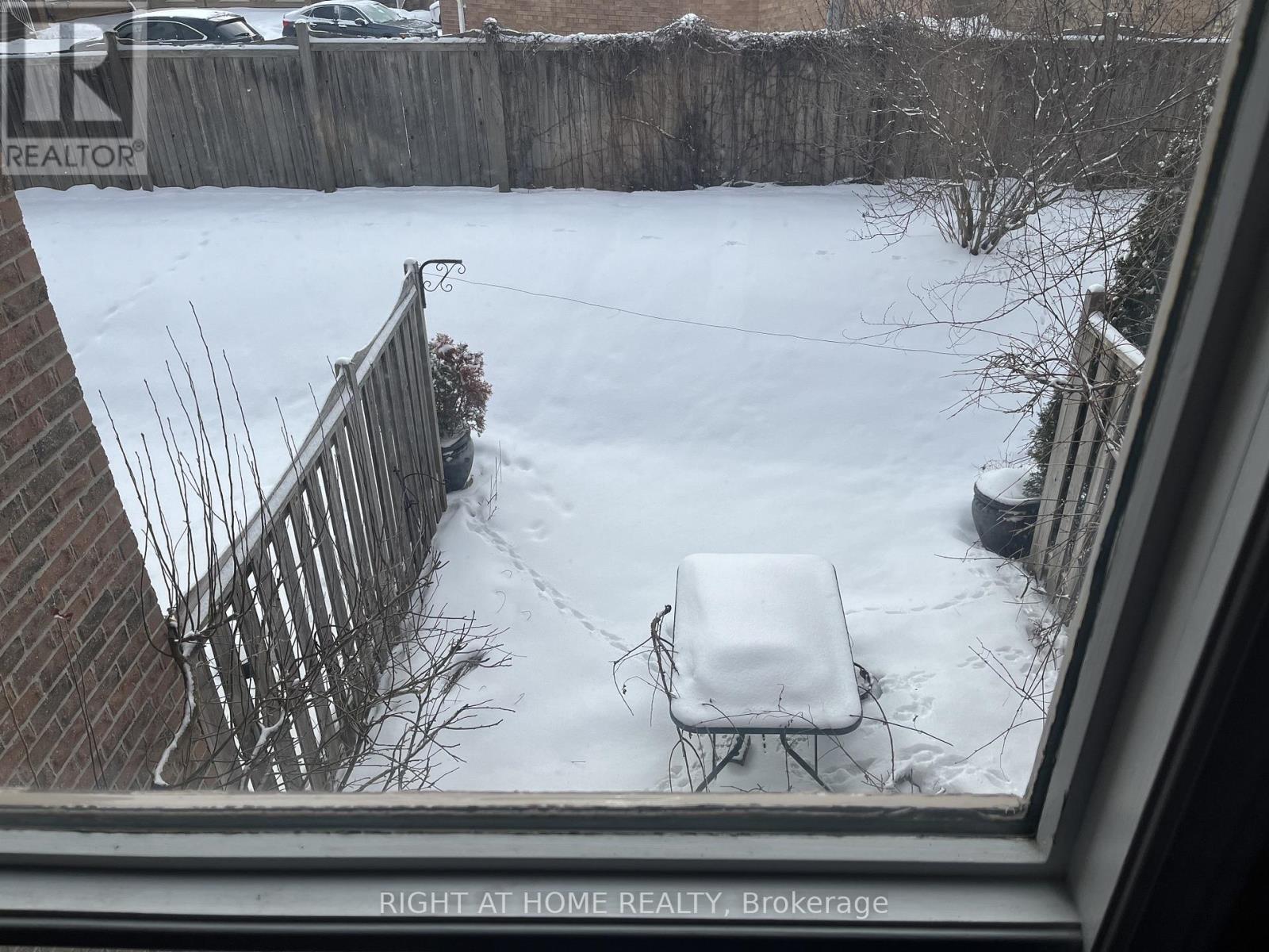 94 Dutch Myrtle Way, Toronto, Ontario  M3B 3K8 - Photo 36 - C12828602