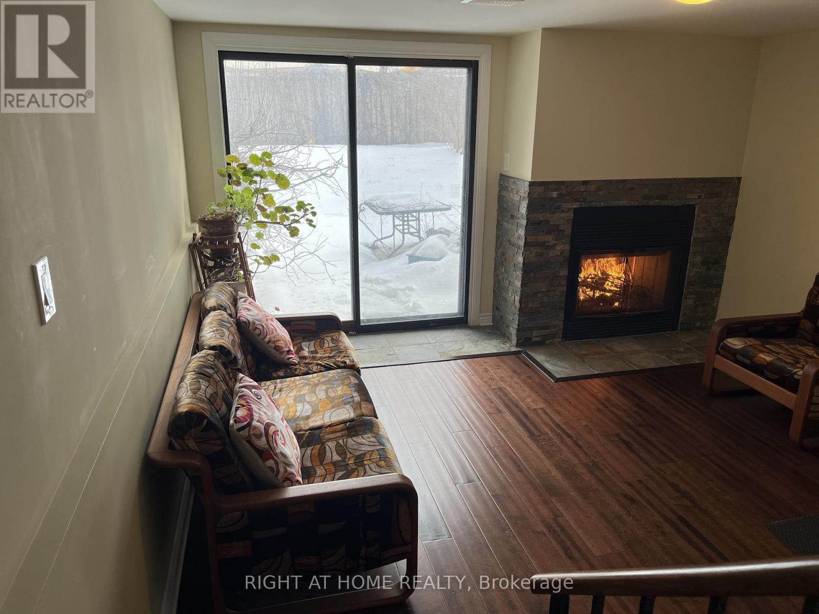 94 Dutch Myrtle Way, Toronto, Ontario  M3B 3K8 - Photo 31 - C12828602