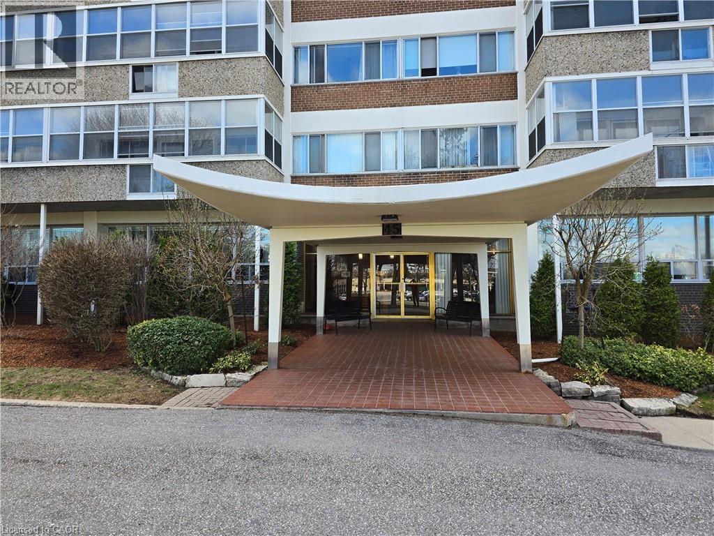 45 Westmount Road N Unit# 202, Waterloo, Ontario  N2L 2R3 - Photo 3 - 40813343