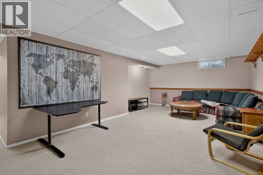 80 Deerbrook Road Se, Calgary, Alberta  T2J 6L6 - Photo 33 - A2302425