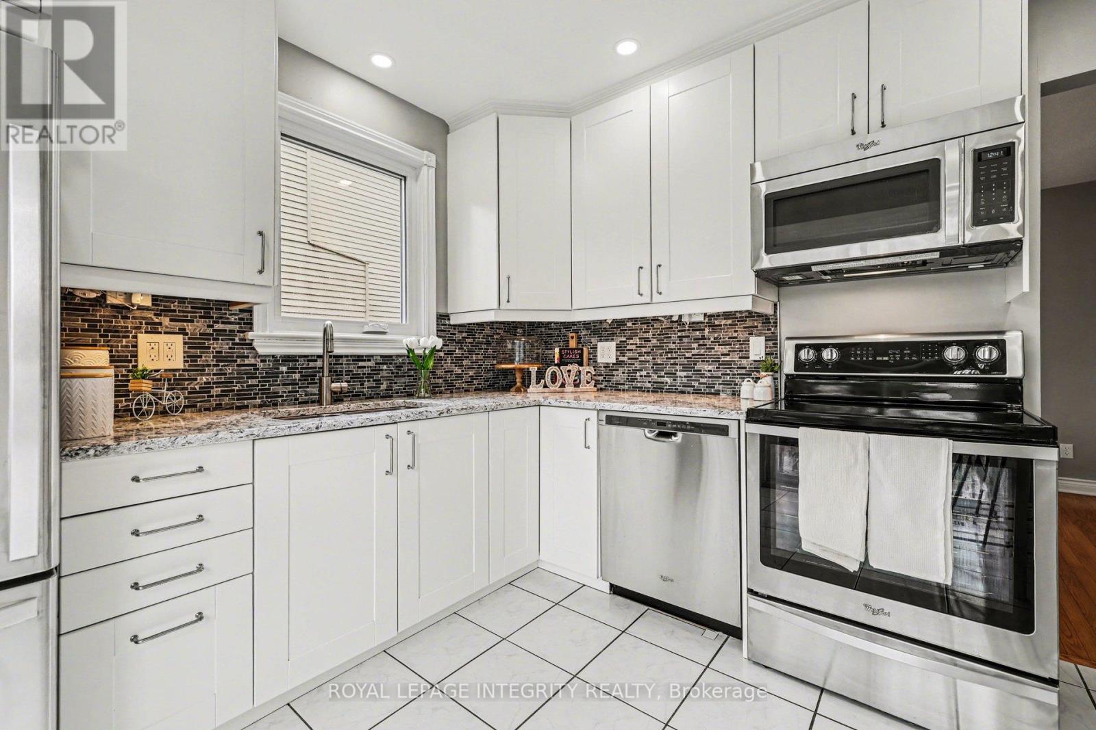 15 Raftus Square, Ottawa, Ontario  K2J 2K9 - Photo 13 - X13015398