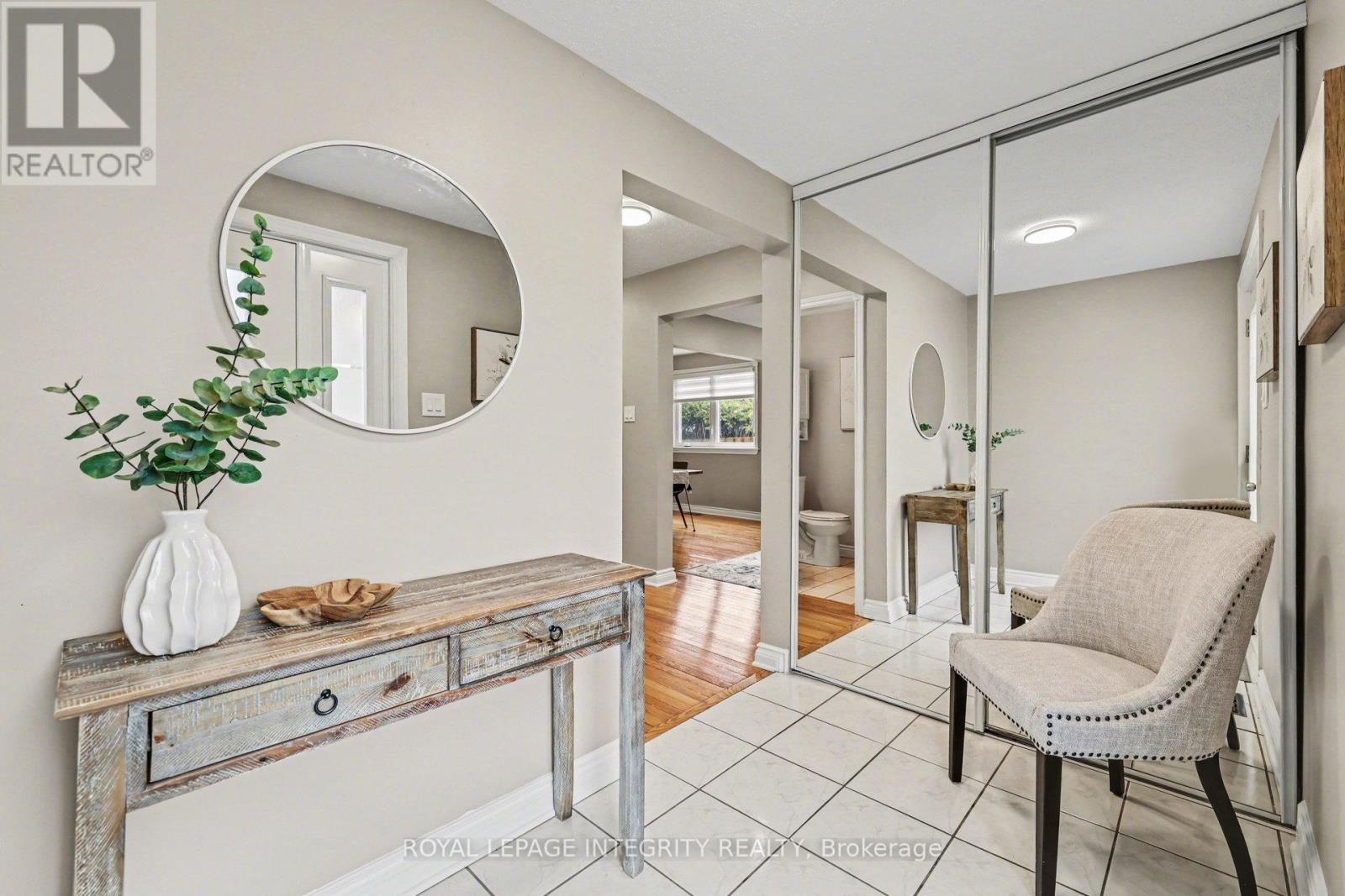 15 Raftus Square, Ottawa, Ontario  K2J 2K9 - Photo 3 - X13015398