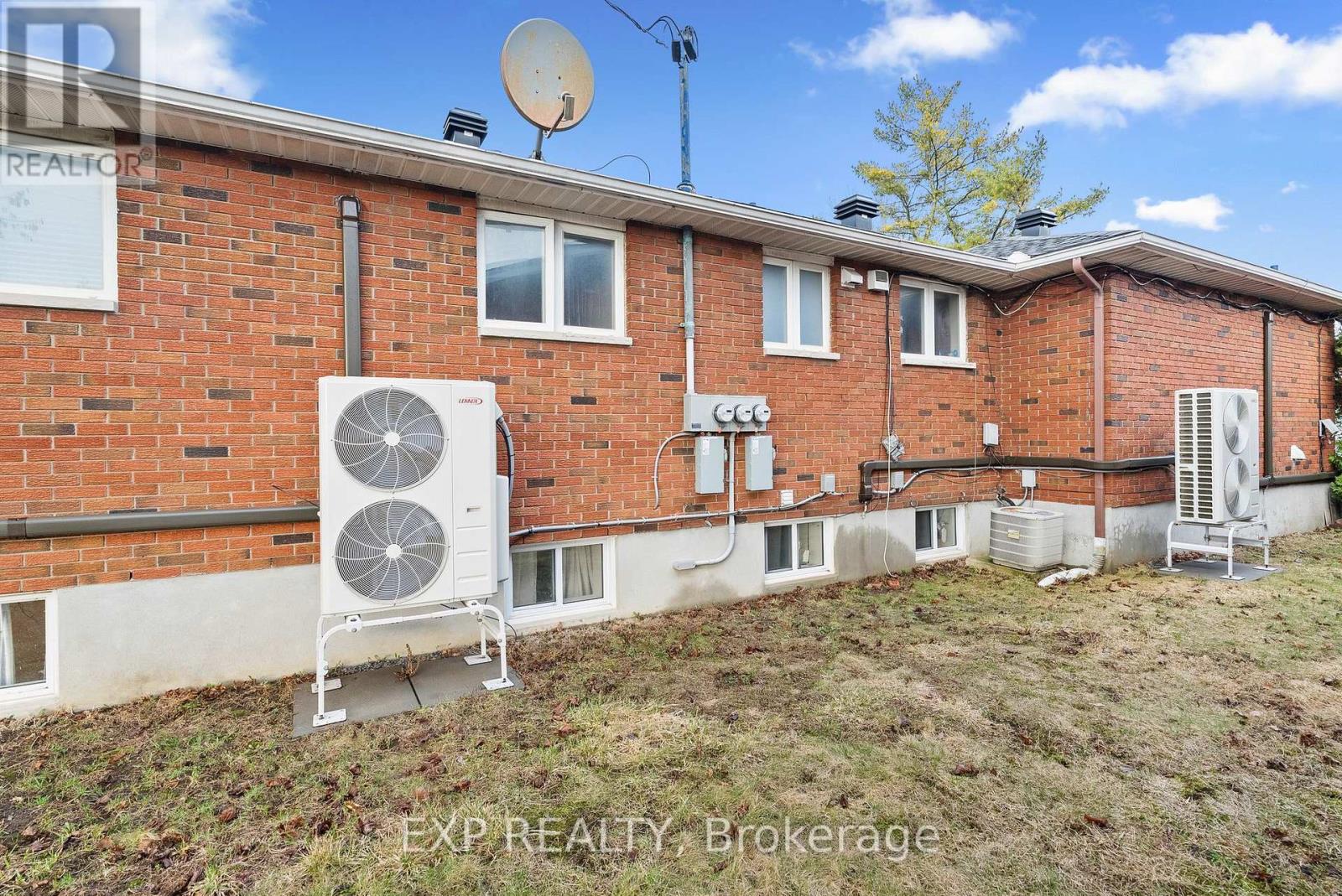 692 Claude Street, Ottawa, Ontario  K1K 2S2 - Photo 33 - X13015458