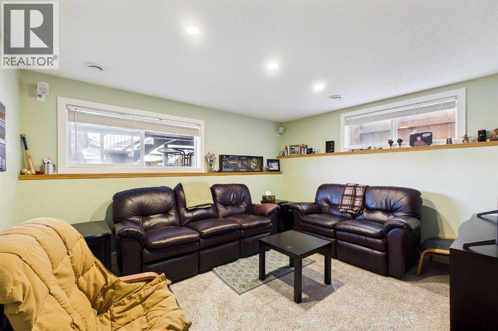 2164 Sagewood Heights Sw, Airdrie, Alberta  T4B 3N4 - Photo 15 - A2300228