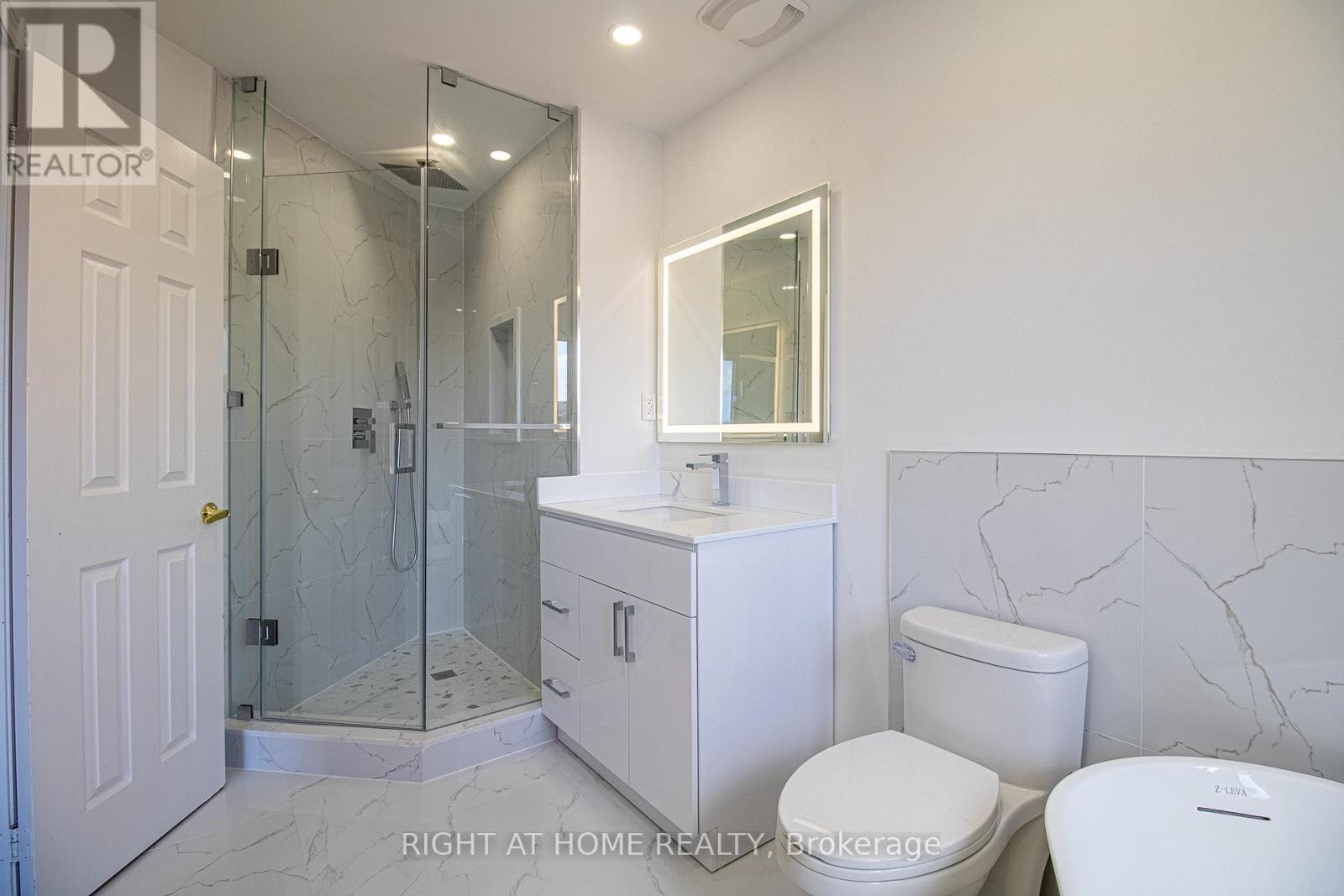 24 Forestside Road, Richmond Hill, Ontario  L4C 9V2 - Photo 15 - N13015442