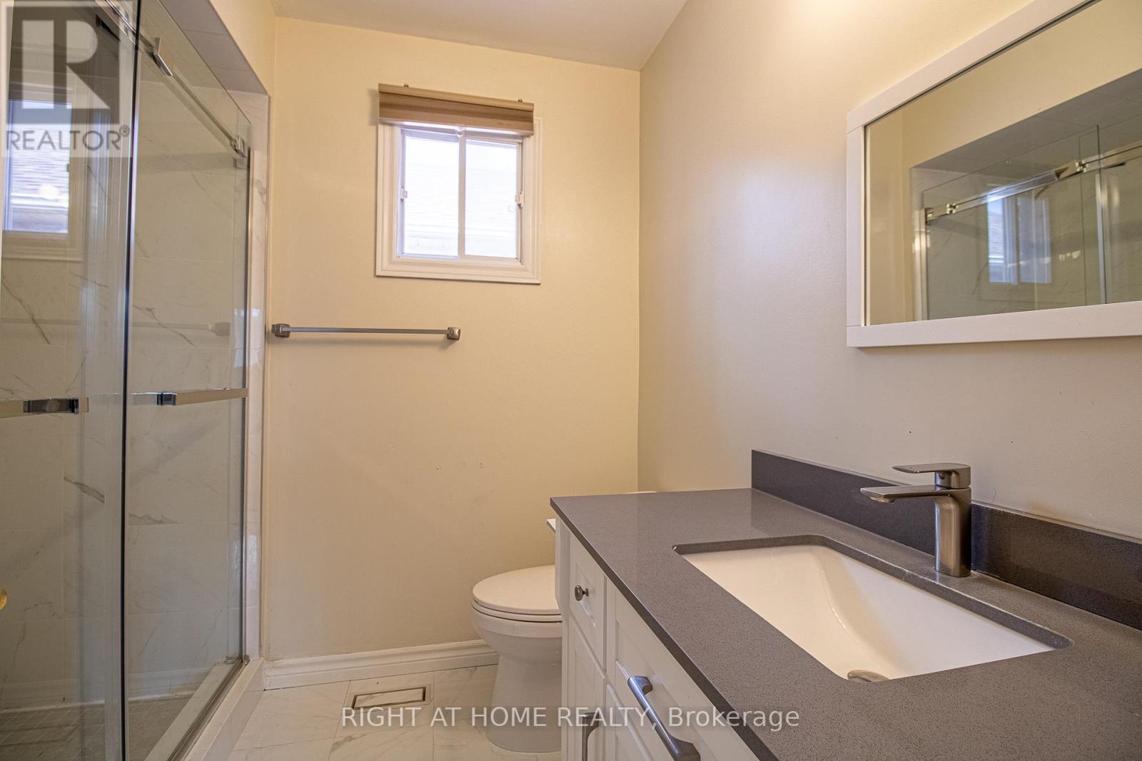 24 Forestside Road, Richmond Hill, Ontario  L4C 9V2 - Photo 22 - N13015442