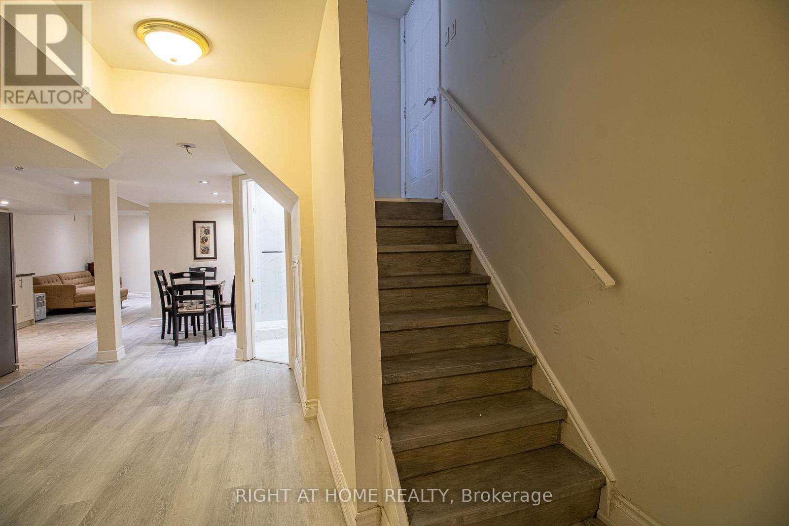 24 Forestside Road, Richmond Hill, Ontario  L4C 9V2 - Photo 26 - N13015442