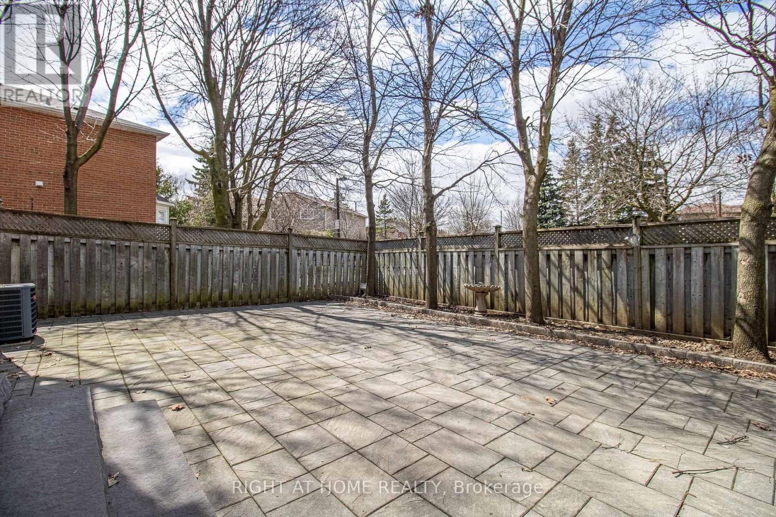 24 Forestside Road, Richmond Hill, Ontario  L4C 9V2 - Photo 34 - N13015442