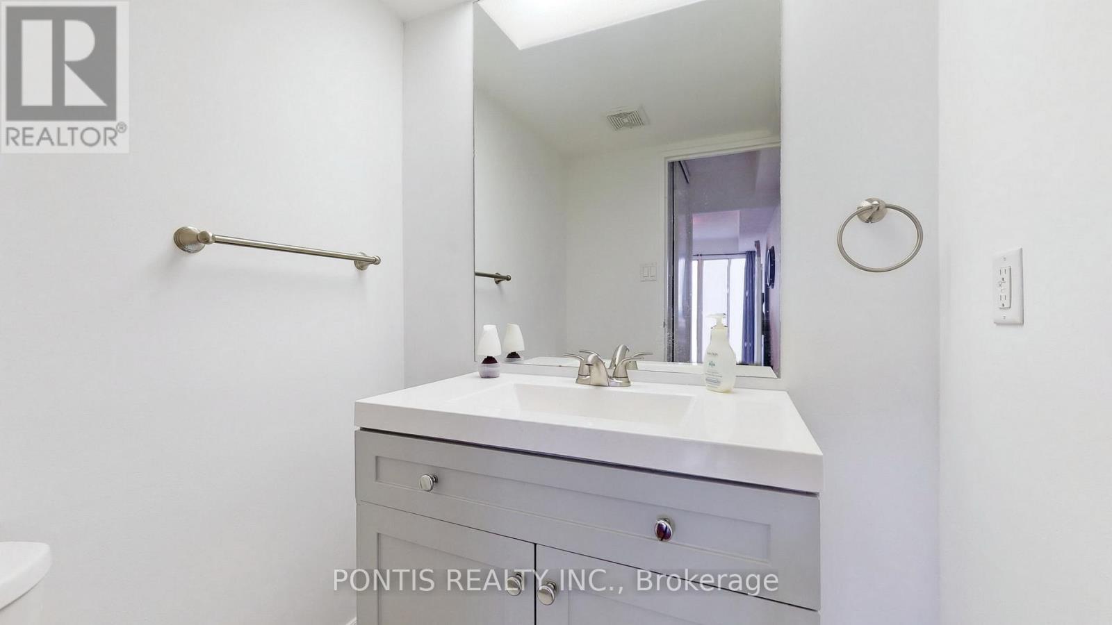 1904 - 1580 Mississauga Valley Boulevard E, Mississauga, Ontario  L5A 3T8 - Photo 11 - W13015460