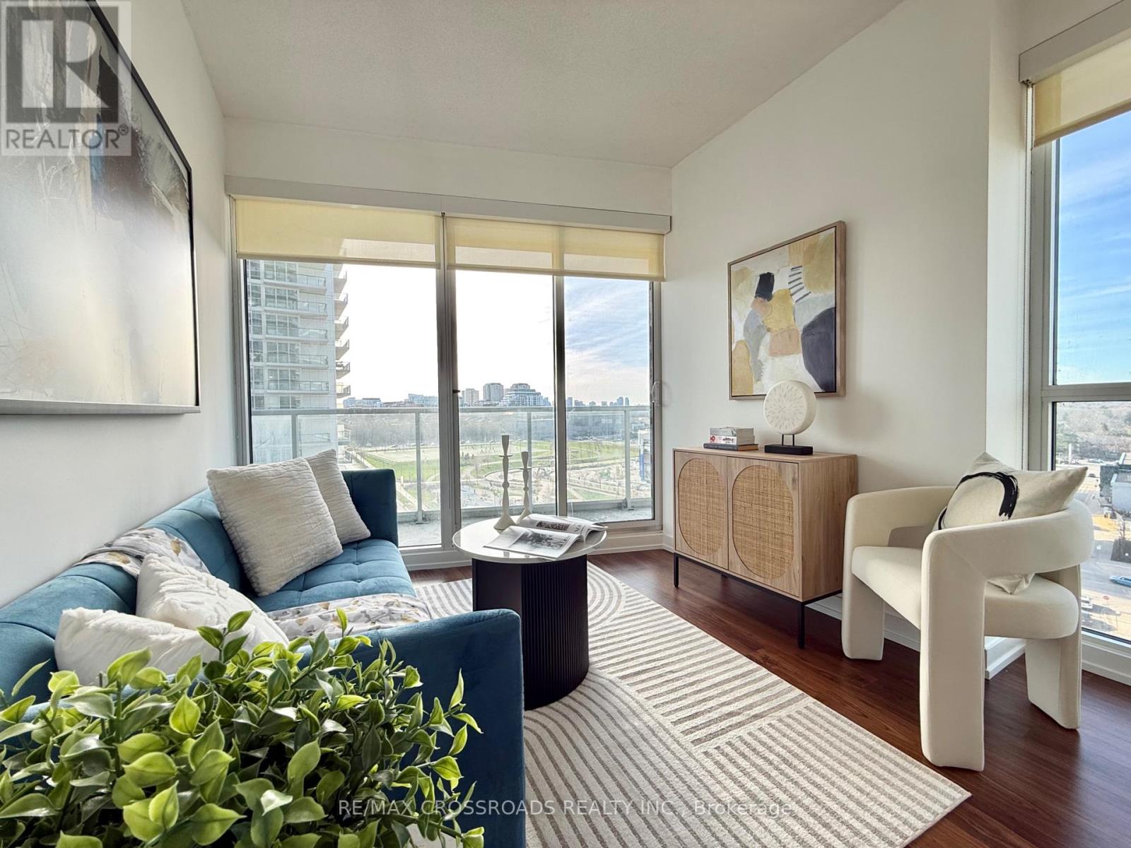 1003 - 115 Mcmahon Drive, Toronto, Ontario  M2K 0E3 - Photo 2 - C12880664