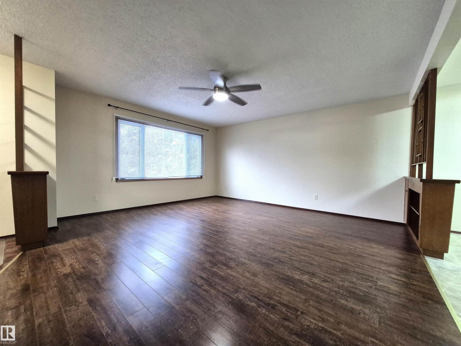 8725 152 St Nw, Edmonton, Alberta  T5R 1L9 - Photo 6 - E4481956