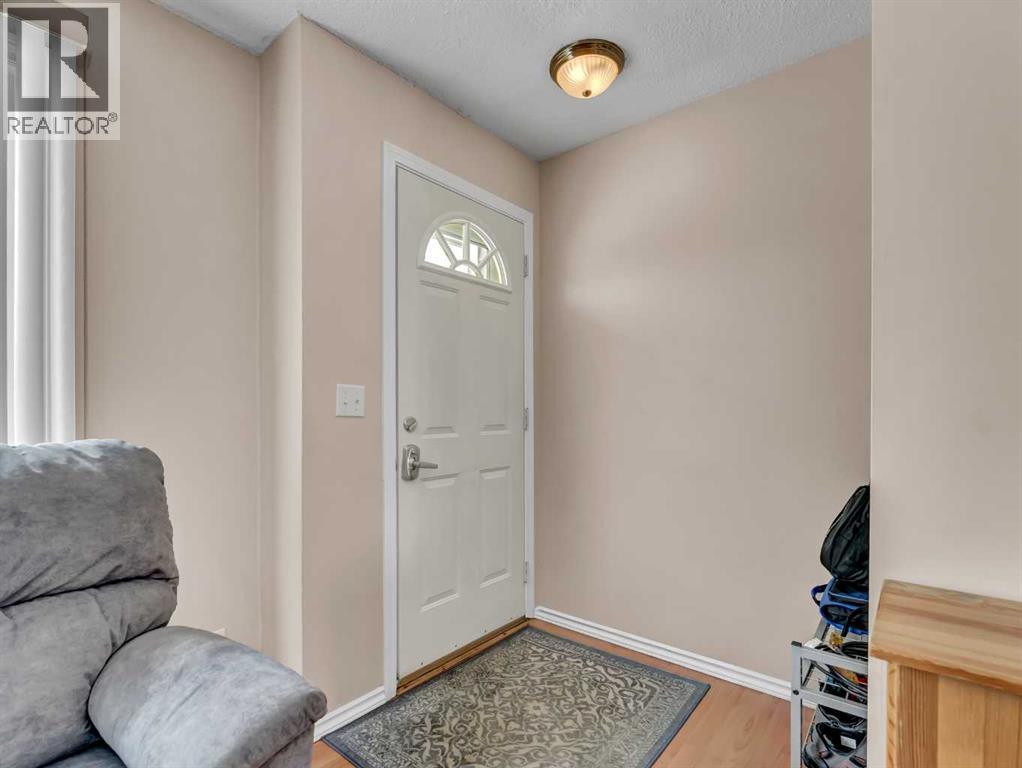 813 2 Street Se, Redcliff, Alberta  T0J 2P0 - Photo 6 - A2291988