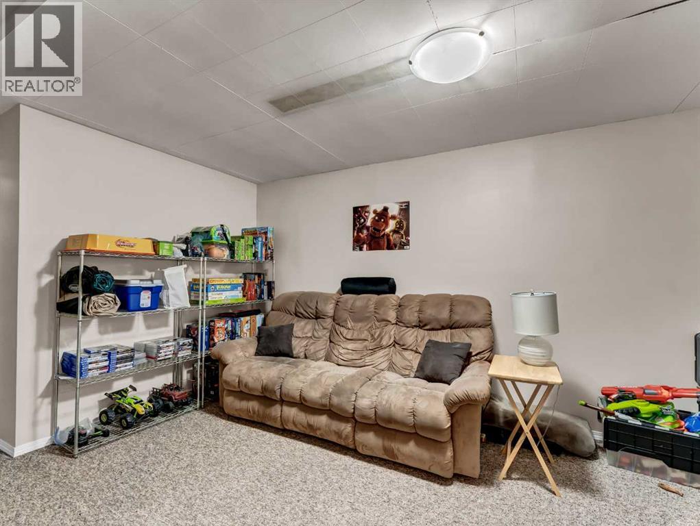 813 2 Street Se, Redcliff, Alberta  T0J 2P0 - Photo 21 - A2291988