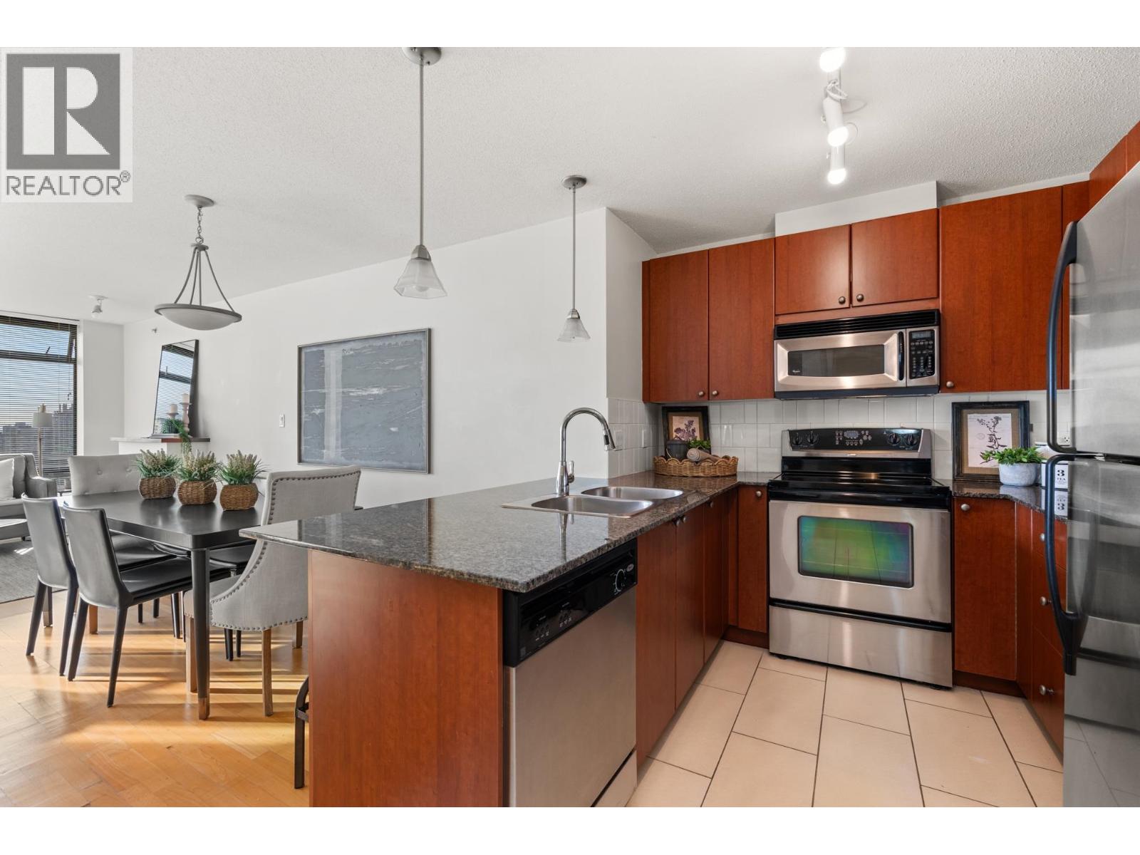 1103 610 Victoria Street, New Westminster, British Columbia  V3M 0A5 - Photo 9 - R3108500