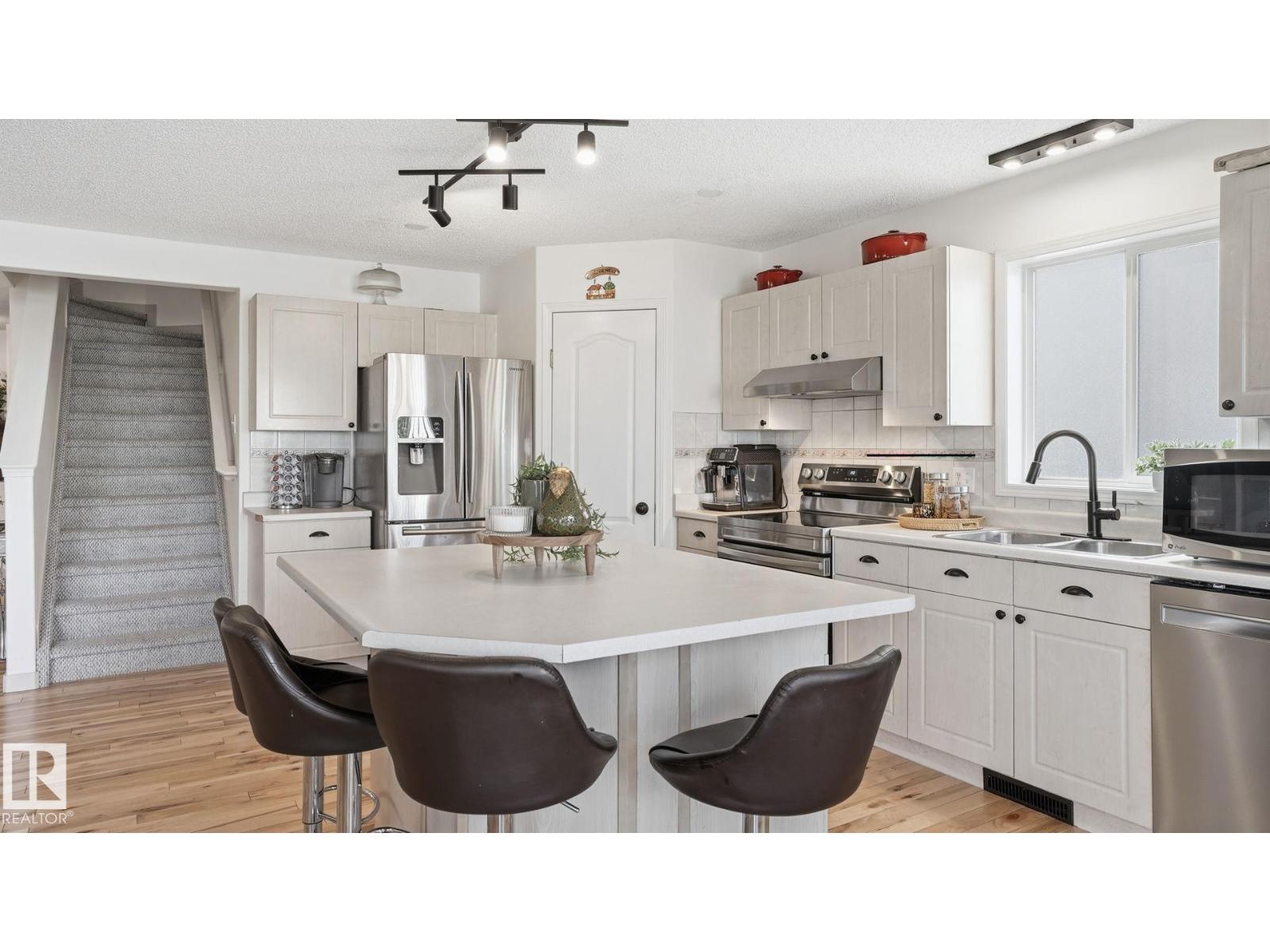 1310 Barnes Cl Sw, Edmonton, Alberta  T6W 1E5 - Photo 12 - E4483004