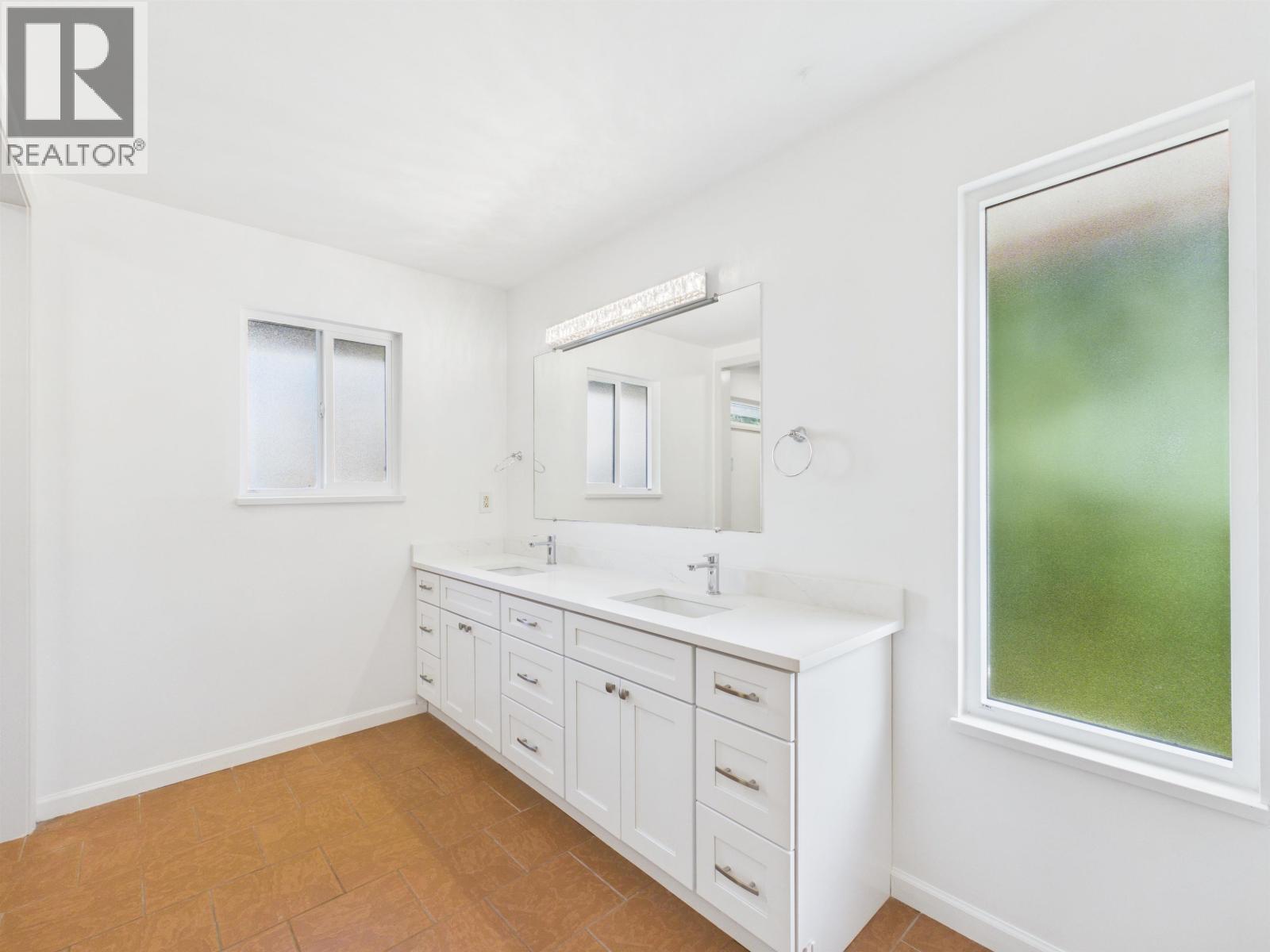 2556 Trillium Place, Coquitlam, British Columbia  V3E 2G3 - Photo 25 - R3111602