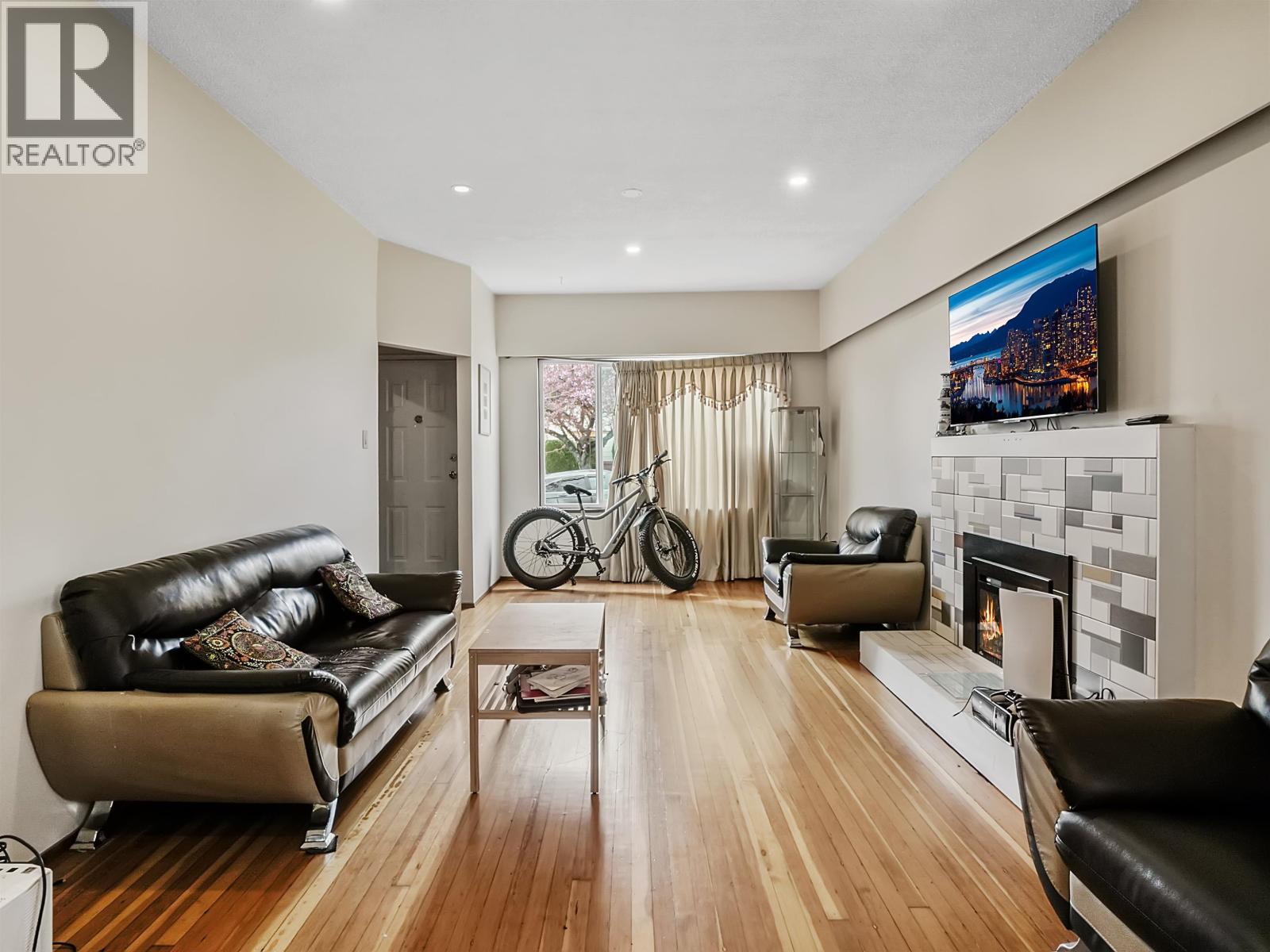 620 Slocan Street, Vancouver, British Columbia  V5K 3X7 - Photo 10 - R3111301