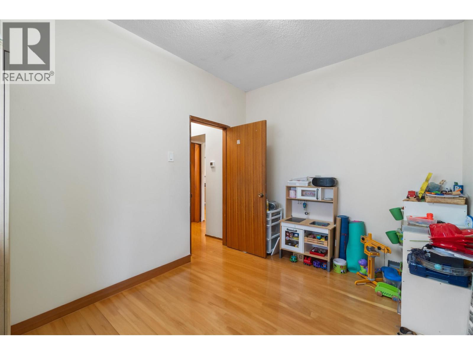620 Slocan Street, Vancouver, British Columbia  V5K 3X7 - Photo 17 - R3111301